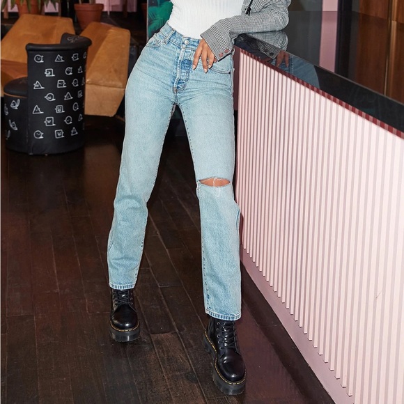 REVICE Ex-Boyfriend Player One Wash Distressed Jeans - Picture 1 of 11